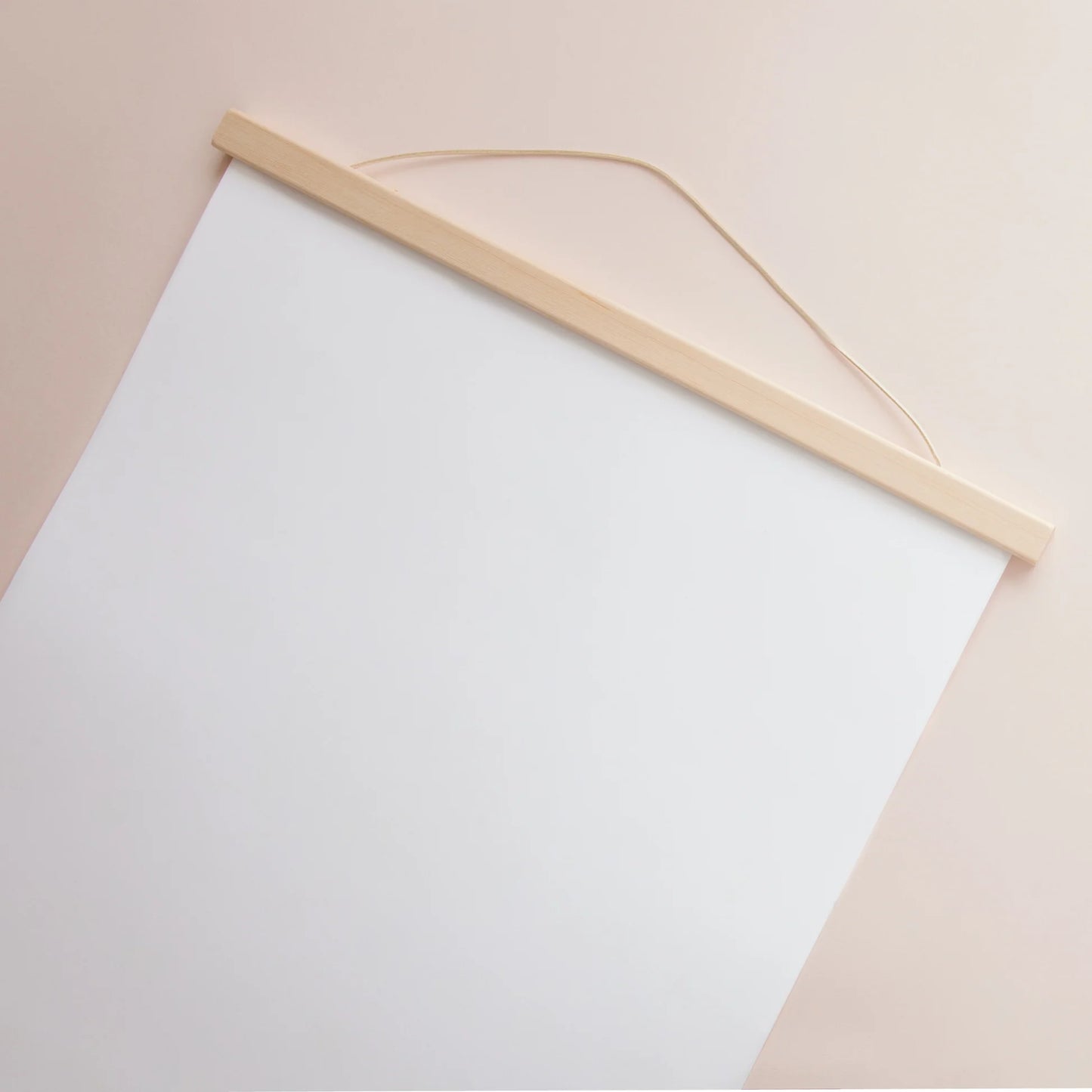 Porte-affiche en pin - Les petites dates