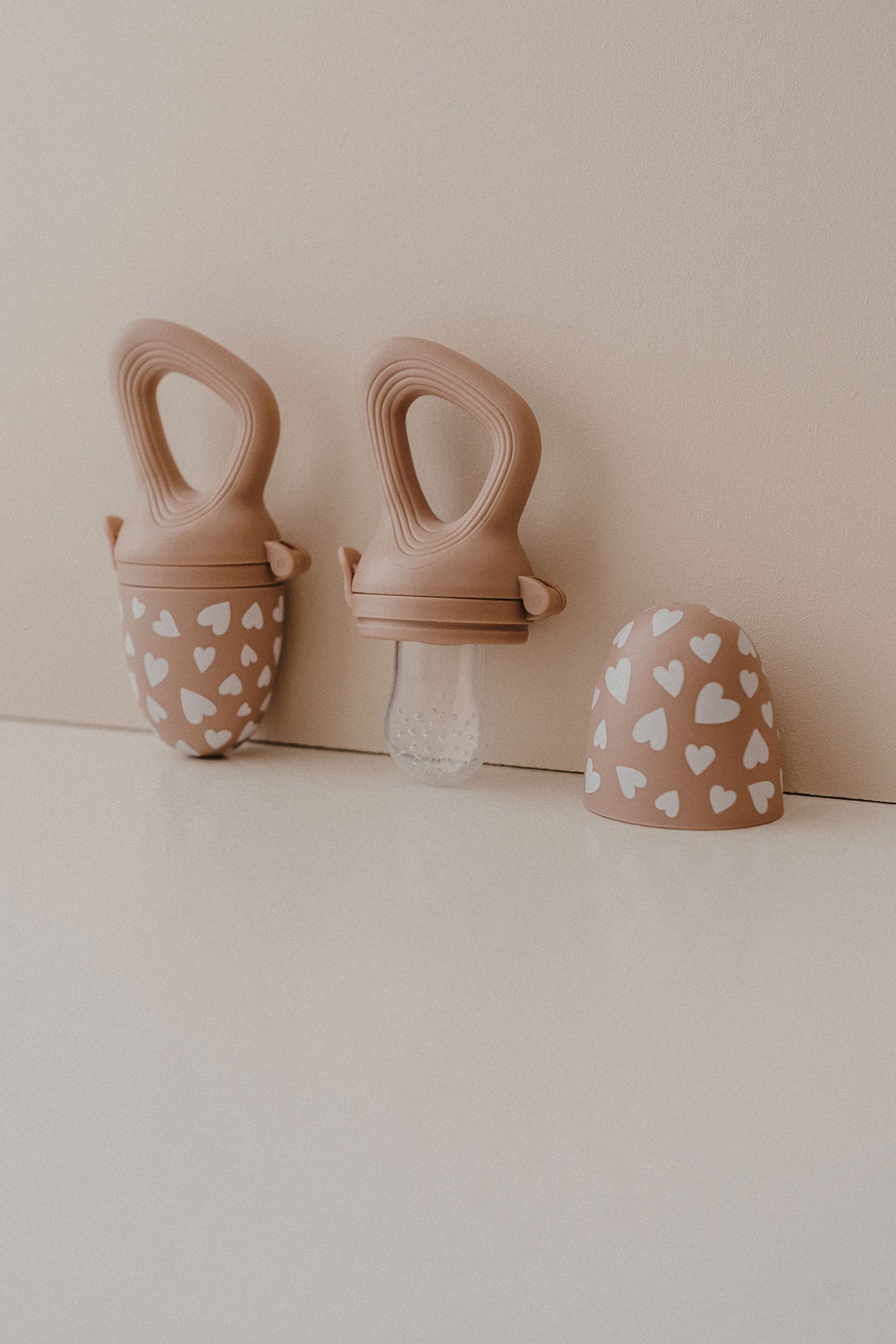 Tétine grignoteuse - Fall in love Taupe