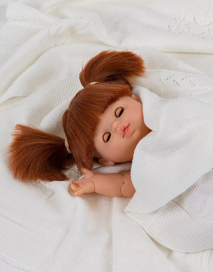 Poupée Raphaëlle aux yeux dormeurs